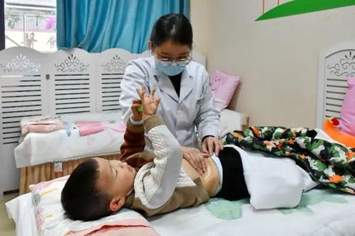 让群众方便看中医 南明区基层医疗卫生机构中医馆实现全覆盖，推动中医养生保健服务进社区